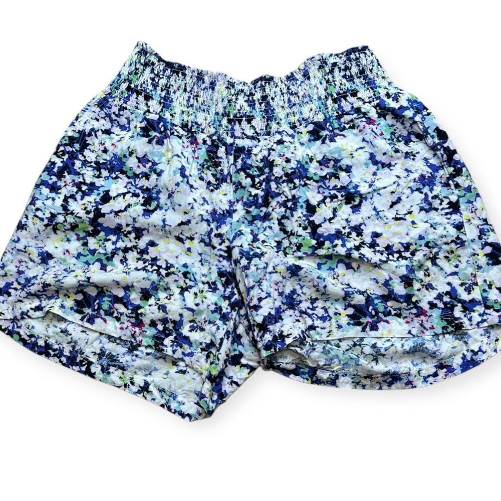 CAbi Women's High Waist Floral Shorts - Blue and White